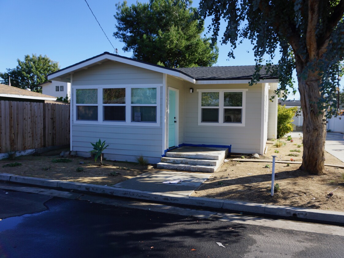 Building Photo - 2186 Elden Ave