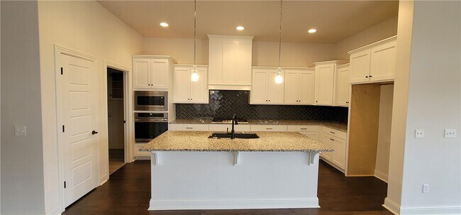 Foto del edificio - 5107 SW Kemptown Pl