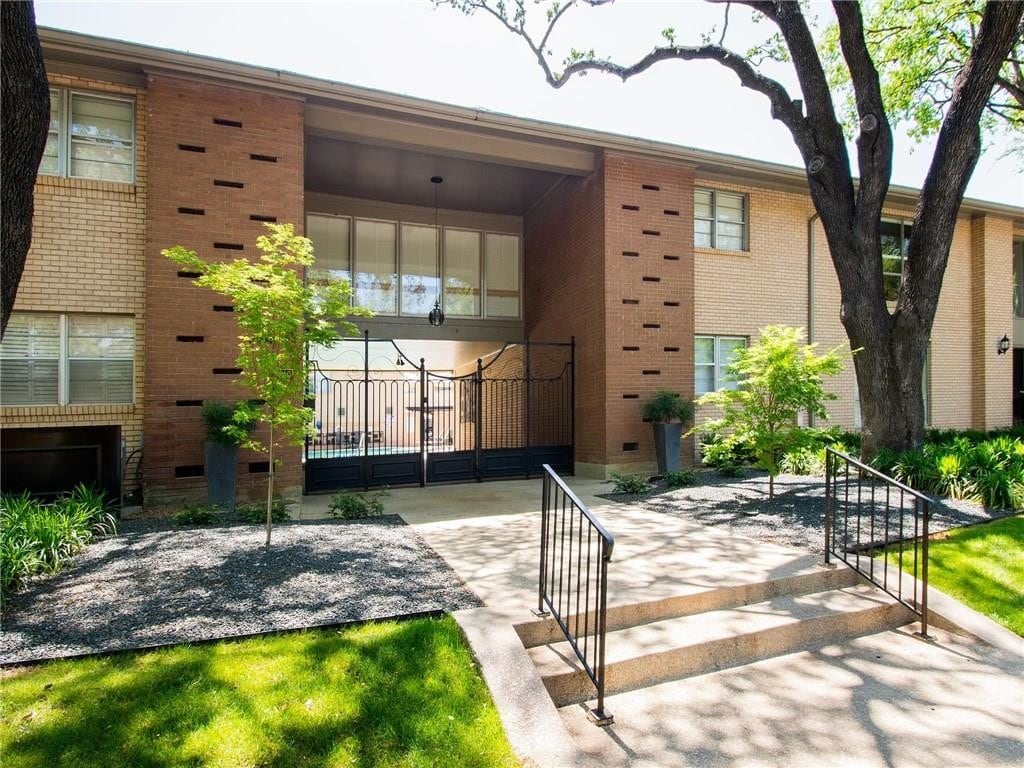 6140 Bandera Ave Unit 6140, Dallas, TX 75225 Condo for Rent in Dallas