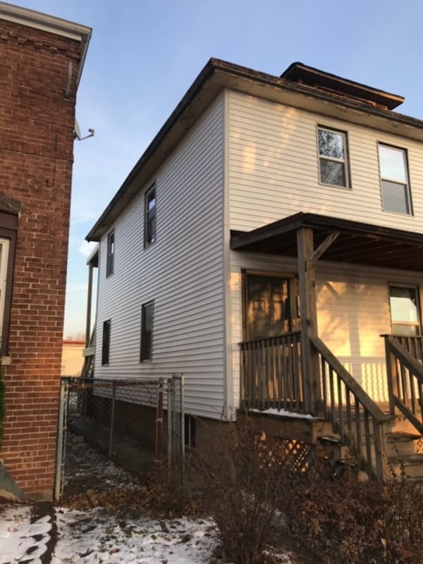 Building Photo - 10321 S Green St