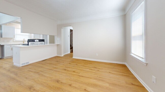 Foto del edificio - Well-Maintained 3-Bedroom Home for Lease in Warren