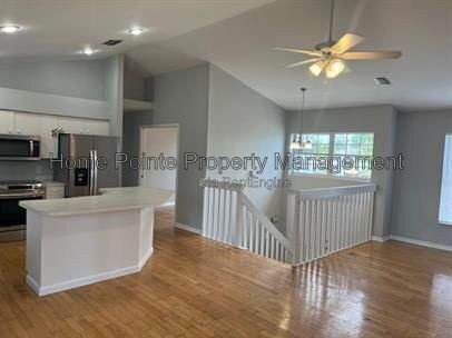 Foto del edificio - 18397 Sunflower Rd