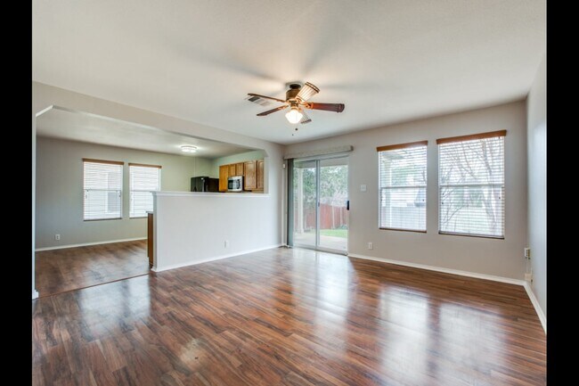 Foto del edificio - 12427 Avens Arbor