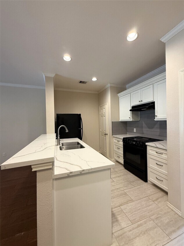 Foto del edificio - 1410 Ennis St