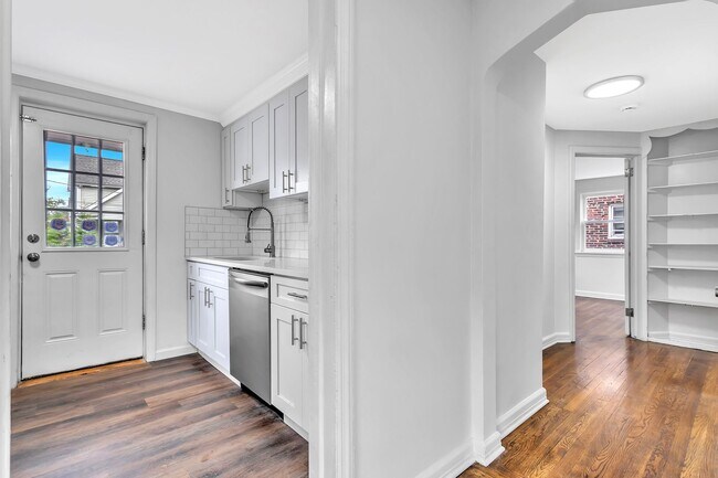 Foto del edificio - 401 Sanford Ave