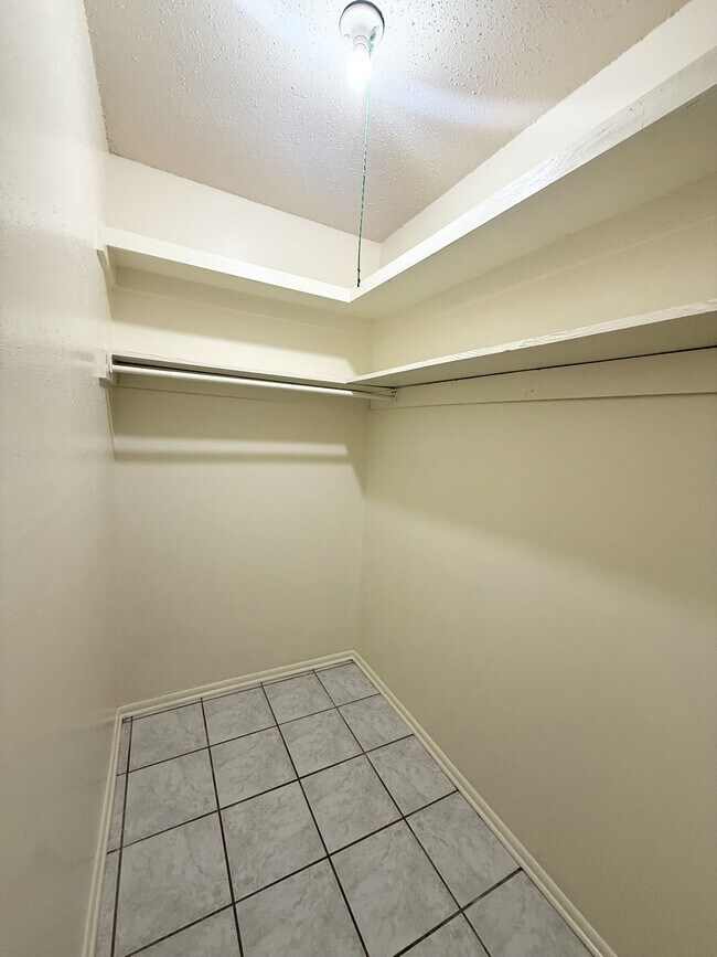 Foto del edificio - 1625 42nd St