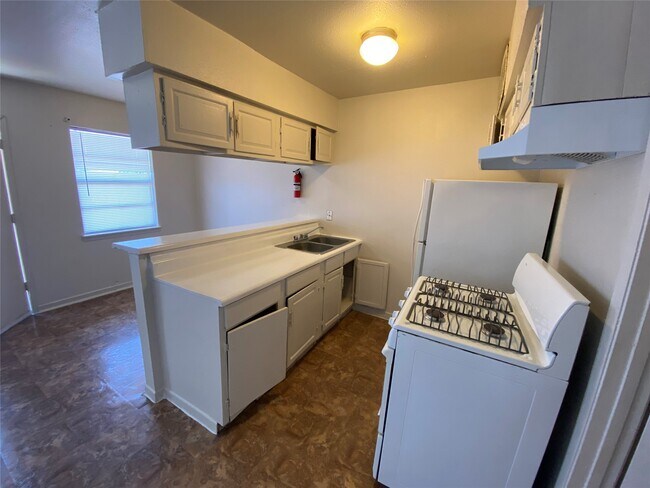 Foto del edificio - 9425 Scott St