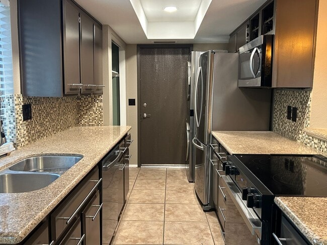 Building Photo - Phoenix Foothills - 2 Bedroom | 1.5 Bathroom | 2-Story Townhouse