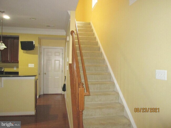 Foto del edificio - 5657 Harrington Falls Ln