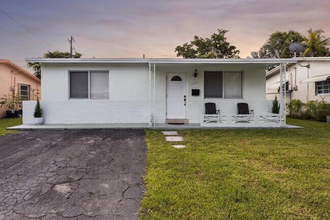 Foto del edificio - 6888 NW 30th St