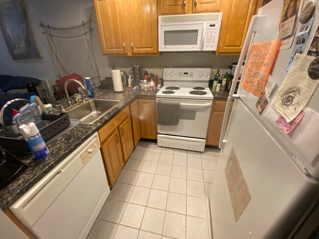 Photo - 20 Queensberry St Apartment