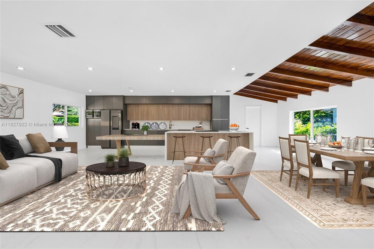 Foto principal - 400 Sansovino Ave