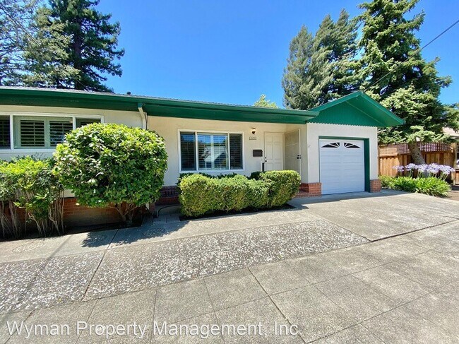 Building Photo - 2 br, 1 bath House - 511 Montgomery Street