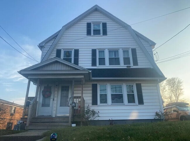 Building Photo - 953 Longbrook Ave