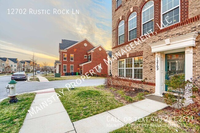 Foto del edificio - 12702 Rustic Rock Ln