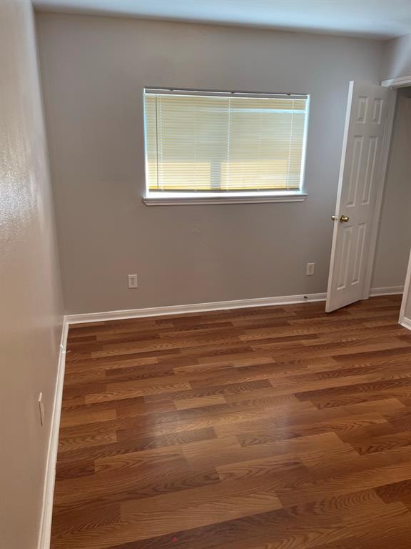 Foto del edificio - 8106 Rhobell St