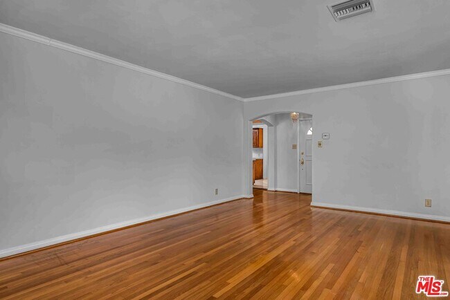Foto del edificio - 3439 W 84th Pl