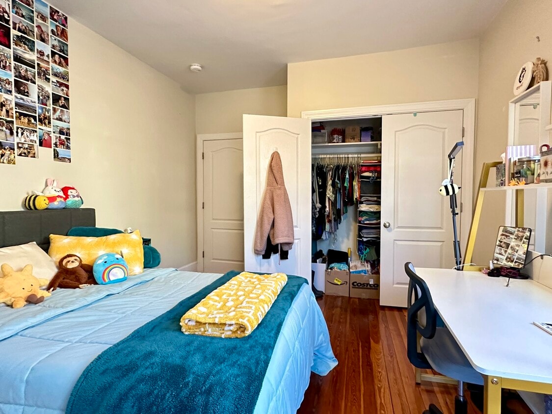 Building Photo - 50 Green St