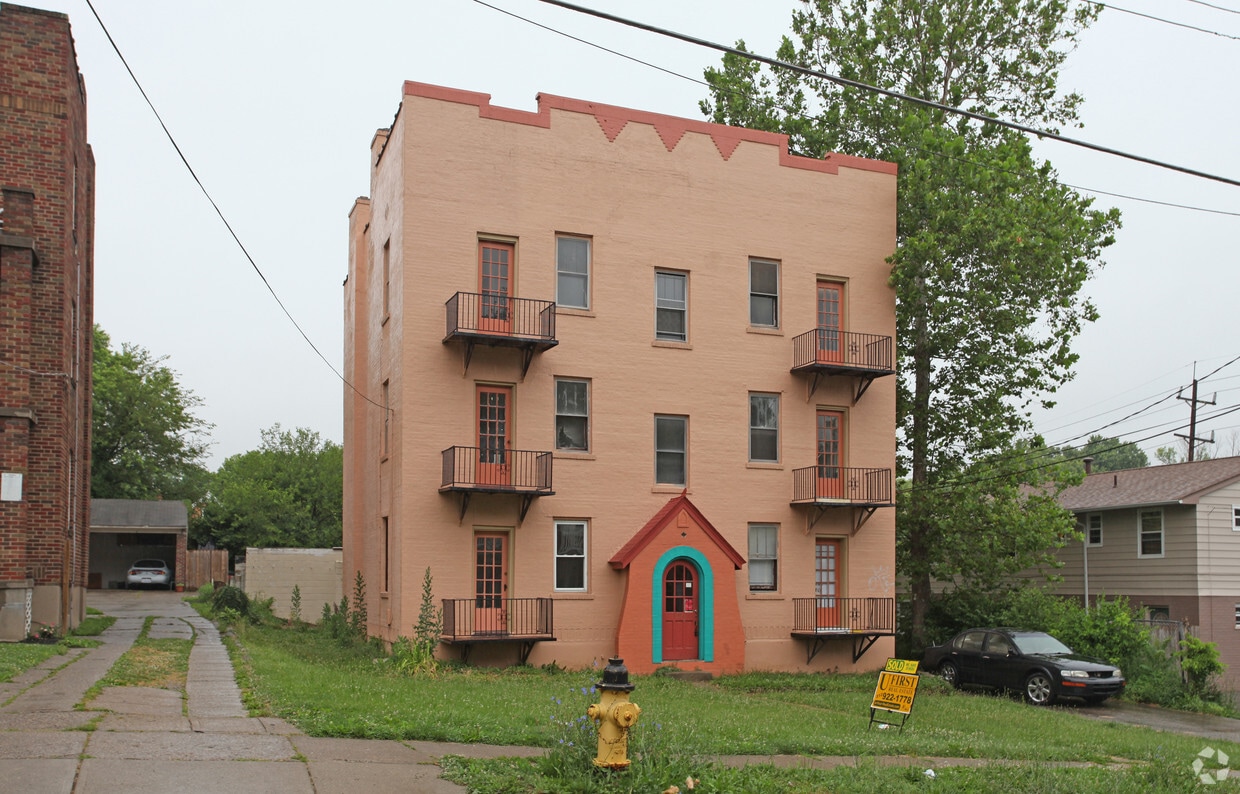 Primary Photo - 1273 Quebec Rd