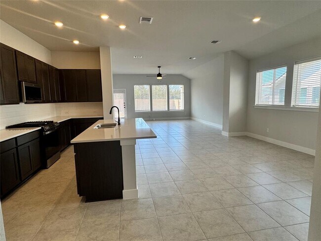 Building Photo - 277 Coleto Tr