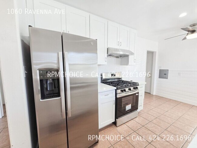Foto del edificio - 1060 N Ravenna Ave