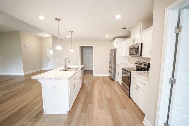 Building Photo - 336 Tallulah Bend