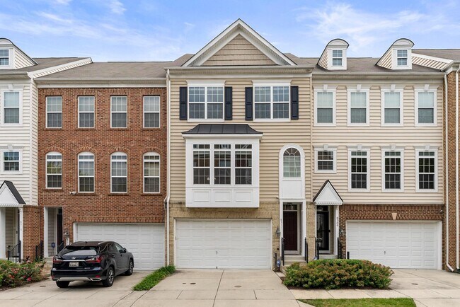 Foto del edificio - 8311 Gibbs Way