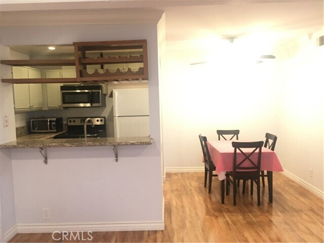 Foto del edificio - 13096 Le Parc Blvd