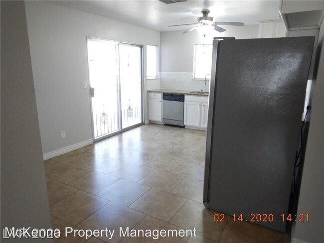 Building Photo - 3 br, 2 bath House - 6016 W. Montecito Way
