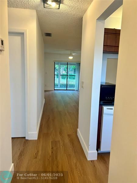 Foto del edificio - 10342 NW 11th St