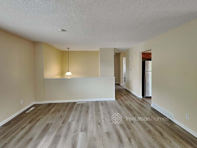 Building Photo - 11933 E Oregon Cir