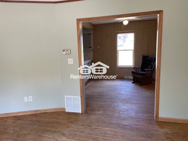 Building Photo - 1630 70th Ave