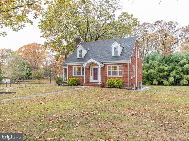 Building Photo - 8444 Alvin Rd