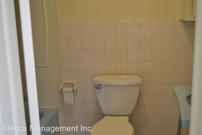 Building Photo - 1 br, 1 bath Apartment - 503 N Main St.