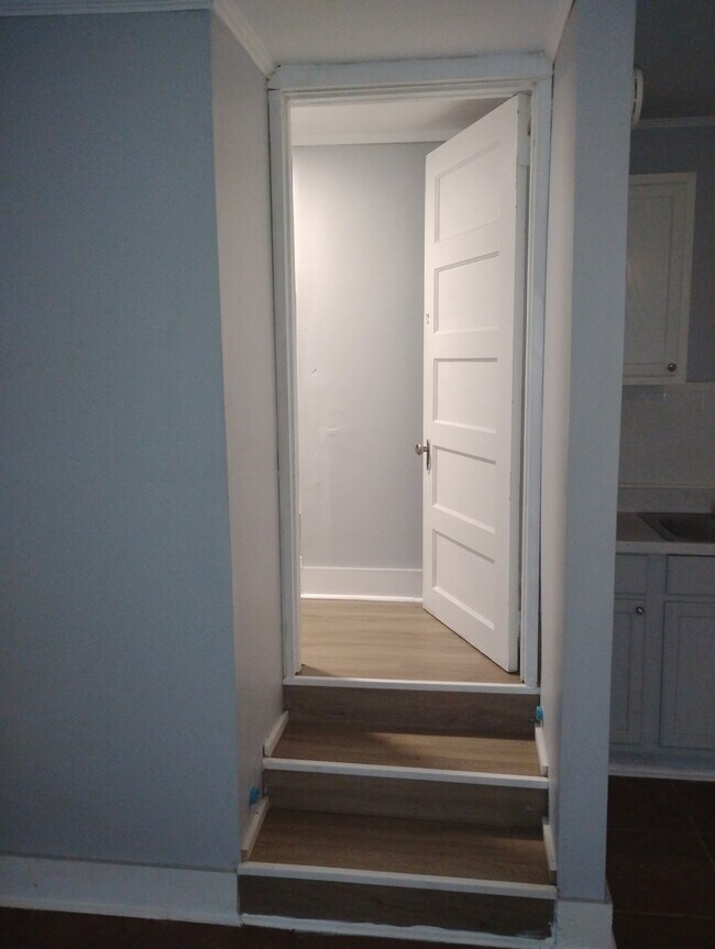 Foto del edificio - 613 W Pine St