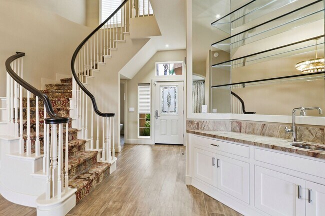 Foto del edificio - 2144 Vizcaya Cir