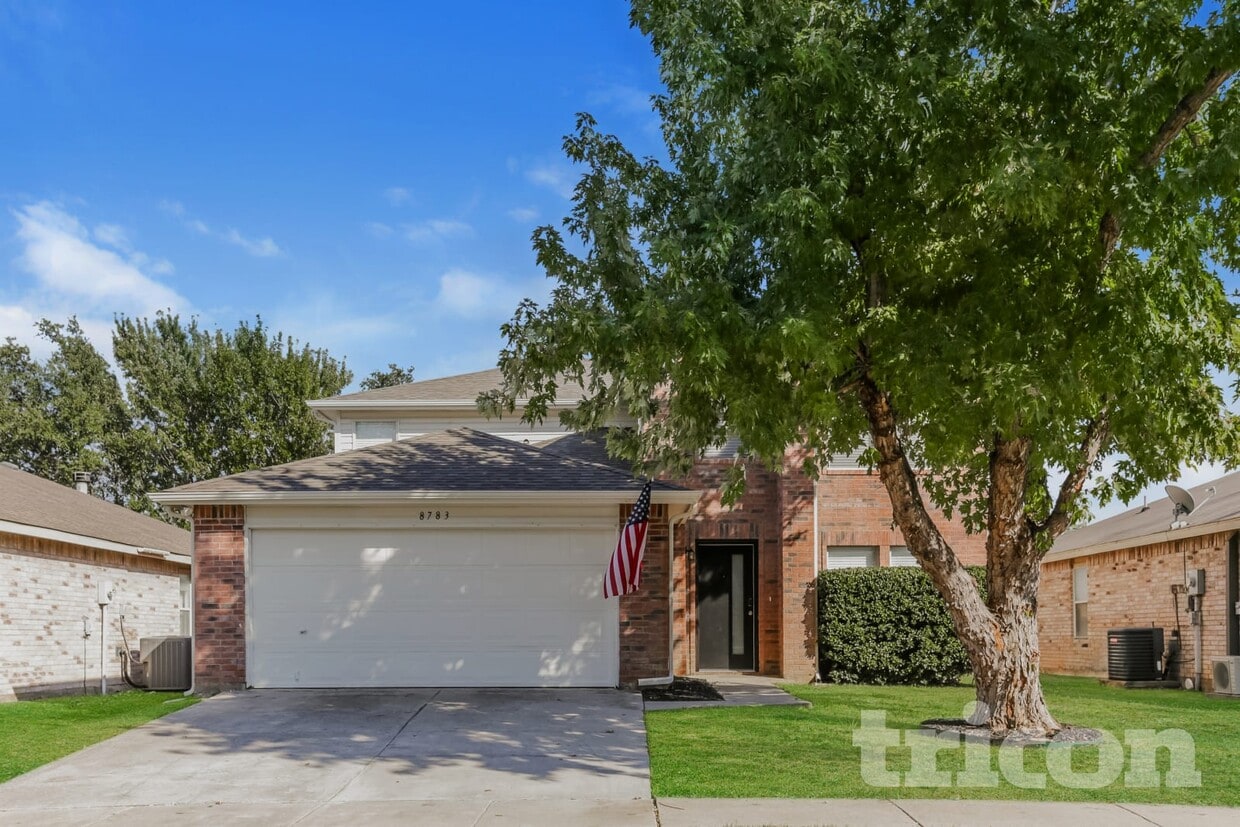 Foto principal - 8783 Cove Meadow Ln