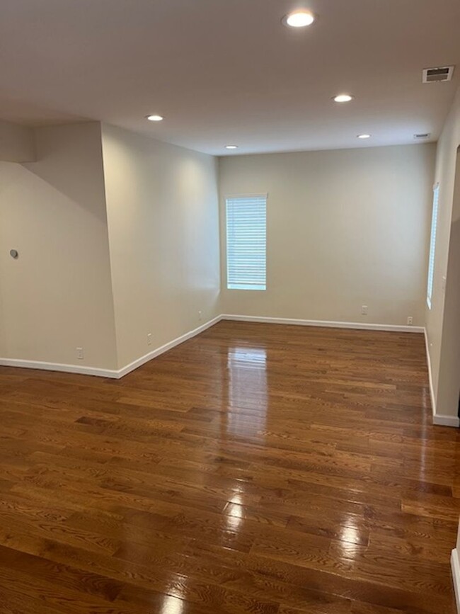 Building Photo - 3 Bedroom House For Rent - Walden NY