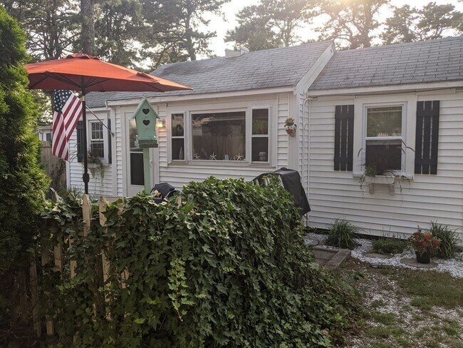 Foto del edificio - 262 Old Wharf Rd