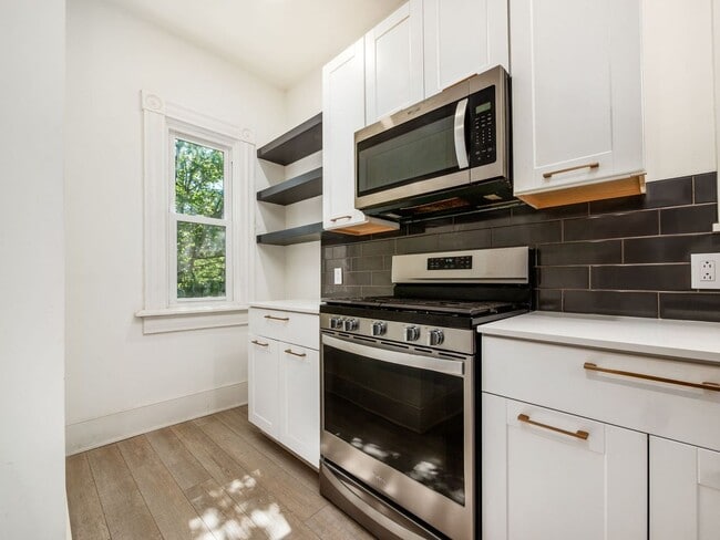Building Photo - 201-205 West 1st Avenue