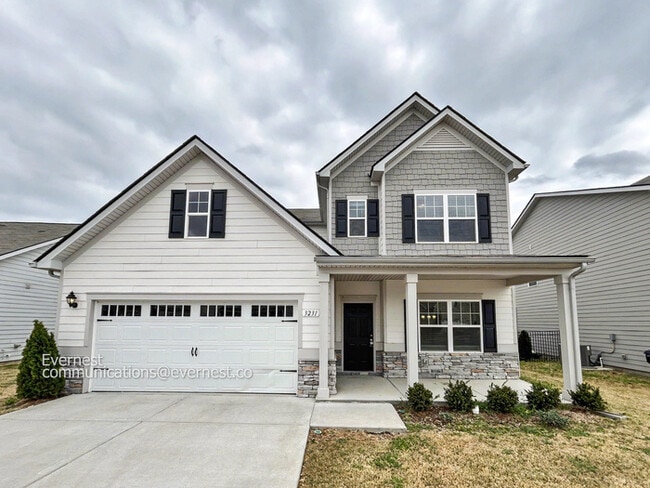 Building Photo - 3231 Briar Chapel Dr
