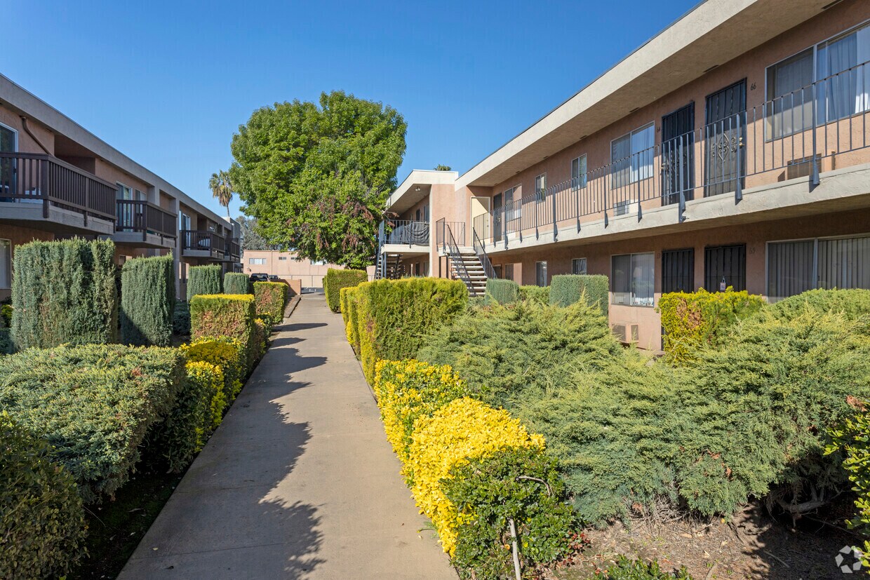 Ashwood Apartments Apartments In Lakeside Ca Westside Rentals