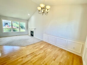 Building Photo - 14533 SW Dauer Ct