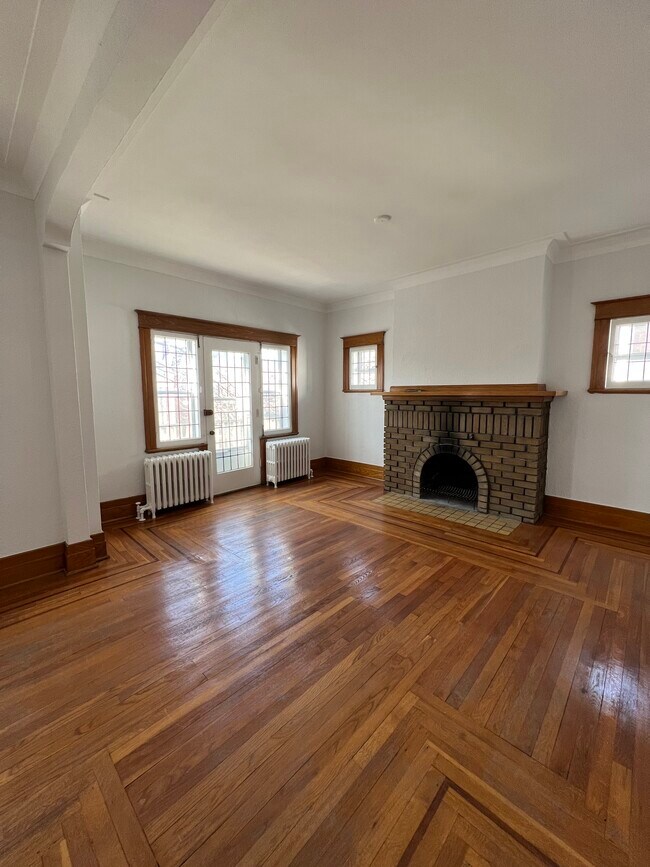 Living room - 5670 St De Terrebonne