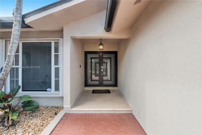 Foto del edificio - 8482 NW 166th Terrace
