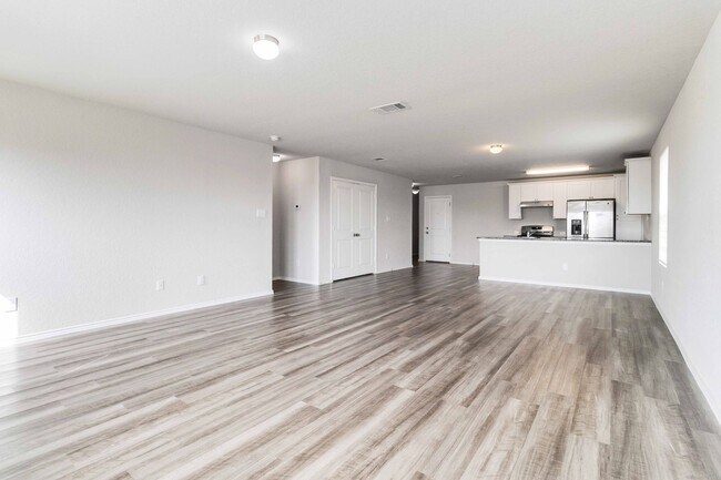 Building Photo - Beautiful 3/2 in New Braunfels