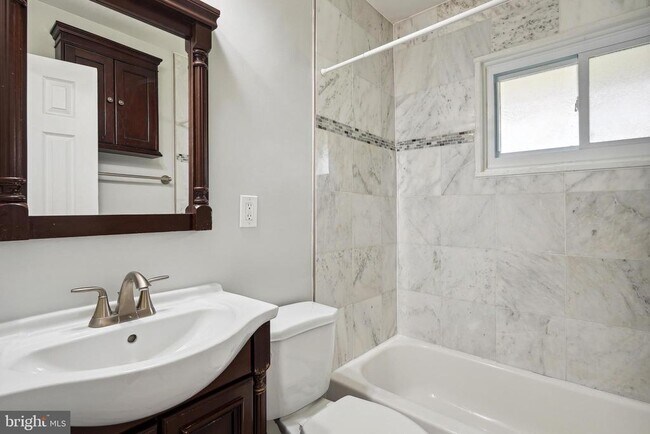 Building Photo - 6329 Gentele Ct