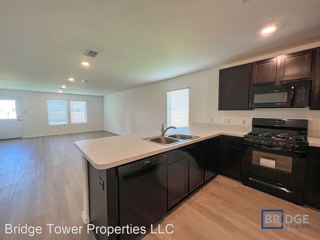 Building Photo - 3 br, 2 bath House - 3363 Avary River Lane