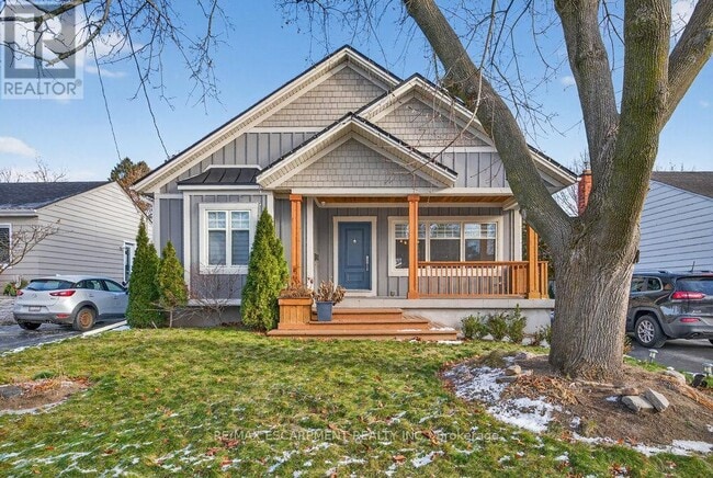 Building Photo - 479 Bridgman Ave