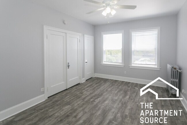 Foto del edificio - 6930 N Greenview Ave